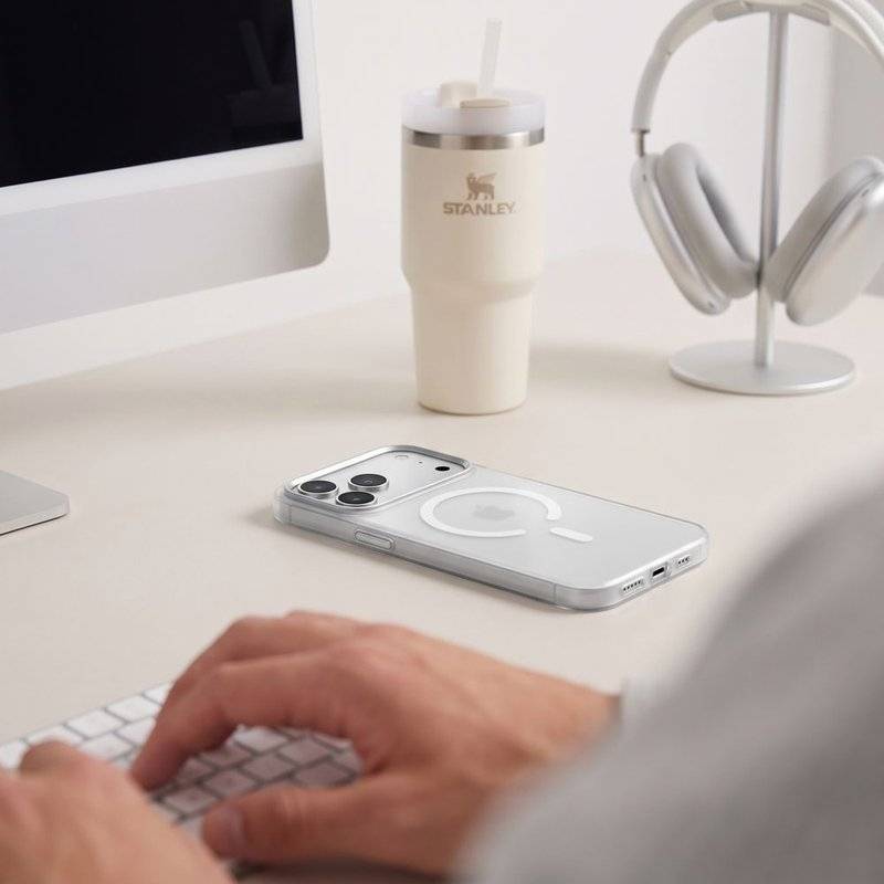 Magsafe Тънък Калъф за iPhone 18 Pro/ iPhone 17 Pro, Tech-Protect MagZero Case, Бял (5)