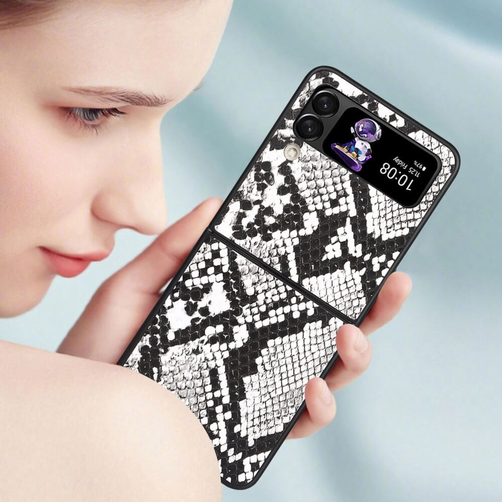 Екзотичен Калъф за Samsung Galaxy Z Flip 4, GKK Snake Leather Case, Черен (2)