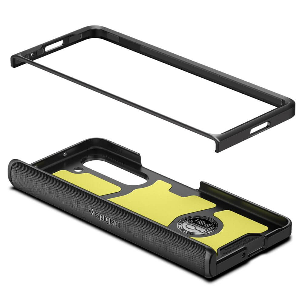 Калъф с Предпазител за Samsung Z Fold 5, Spigen Slim Armor Pro Case, Черен (7)
