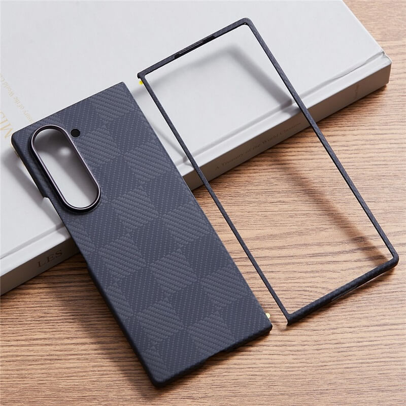 Magsafe Карбонов Калъф за Samsung Z Fold 5, Fiber Case, Черен (2)
