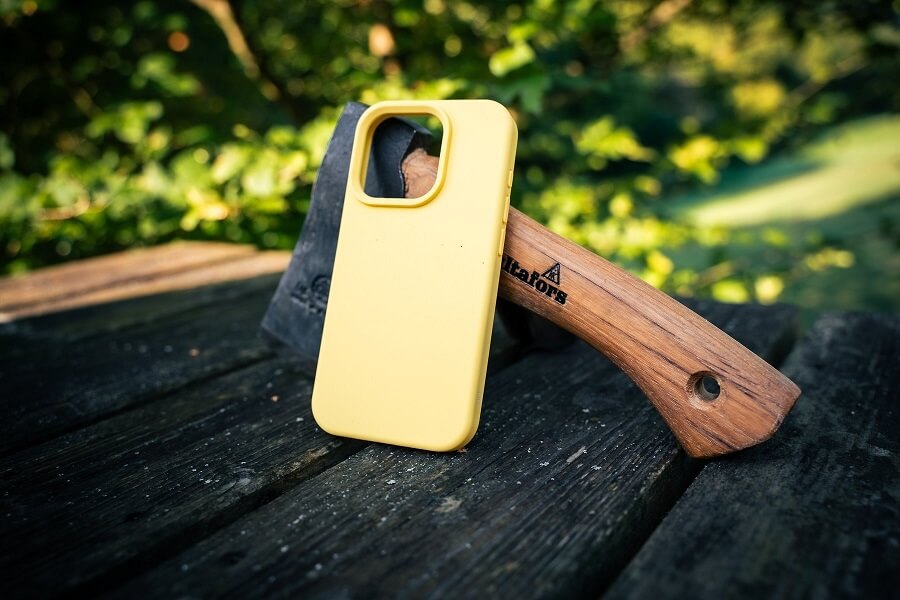 Magsafe Силиконов Калъф за iPhone 17 Pro Max, Tactical MagForce Velvet Smoothie Case, Жълт (5)