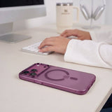 Magsafe Твърд Калъф за iPhone 18 Pro Max/ 17 Pro Max, Tech-Protect Magzero Case, Бордо (6)