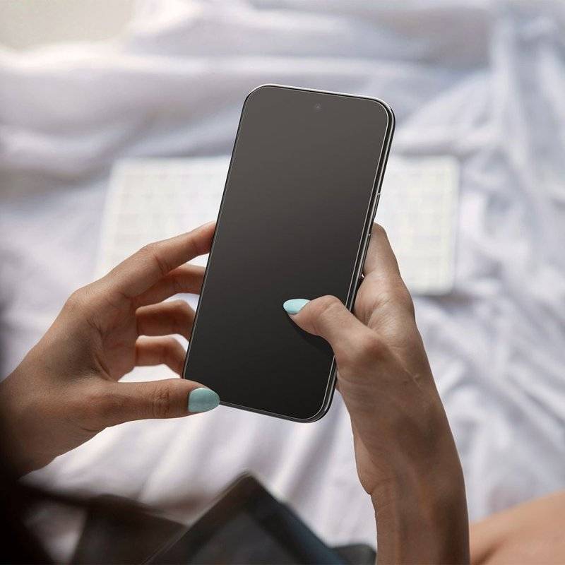Затъмняващ Протектор за Google Pixel 10/ 11, Spigen Privacy Glas.tR EZ Fit Pro 2бр., Черен (6)