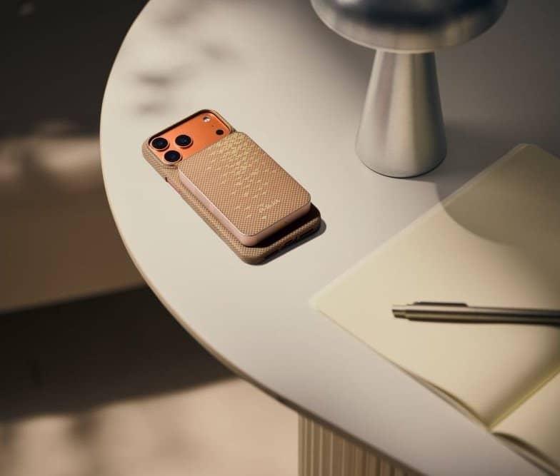 Magsafe Външна Батерия, Pitaka Aramid Magnetic 10000mAh Qi2 Golden, Златист (7)