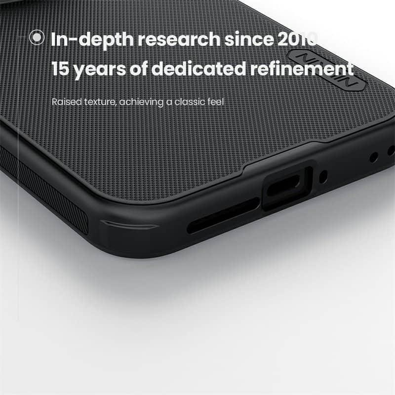 Magsafe Калъф за Xiaomi 17 Ultra, Nillkin Super Frosted Pro Case, Черен (8)