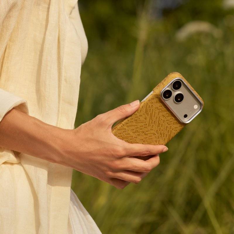 Magsafe Калъф за iPhone 18 Pro Max/ 17 Pro Max, Pitaka Edge Case Wind Over Wheat Golden Drift, Жълт (6)