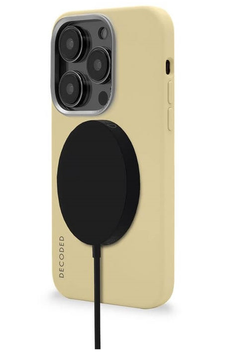 Magsafe Калъф за iPhone 14 Pro, Decoded Silicone Case, Бежов (4)