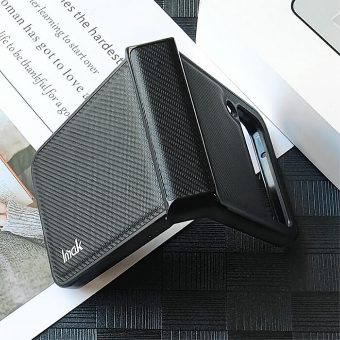 Калъф с Предпазител за Samsung Galaxy Z Flip 4, Imak Carbon Case, Черен (3)