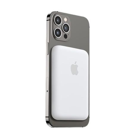 Оригинална Magsafe Външна Батерия за iPhone 14/ 13/ 12, Apple Battery Pack, Бял (2)