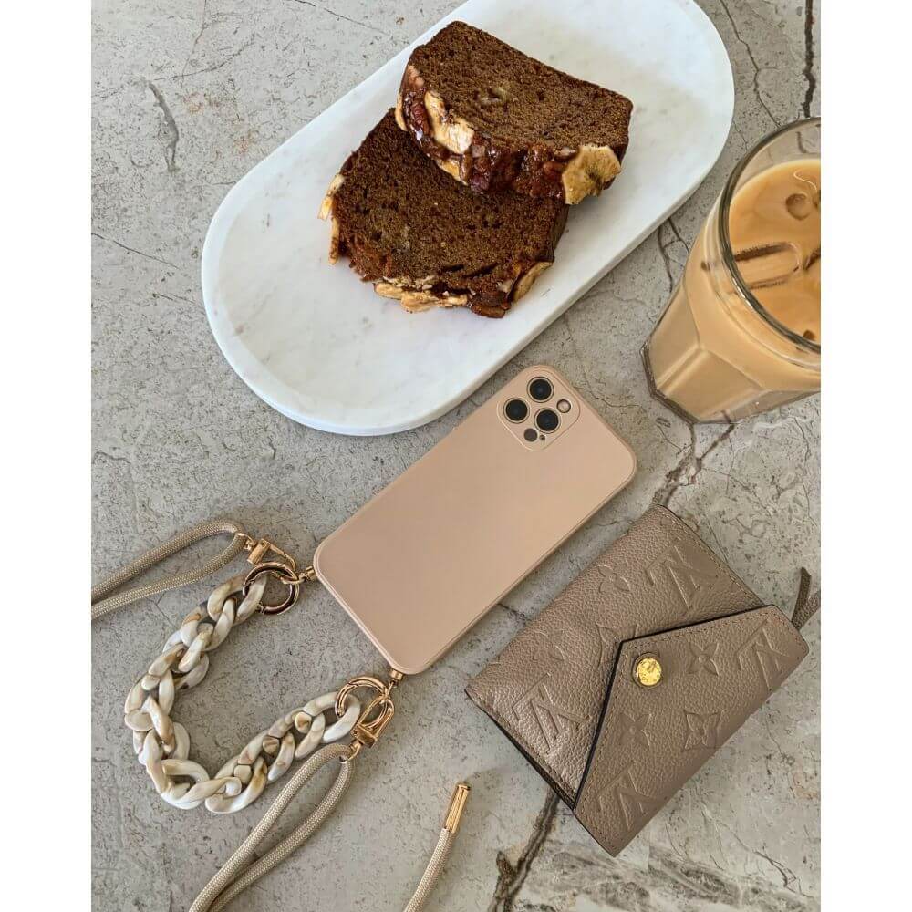 Калъф с Връзка за iPhone 14 Plus, Tech-Protect Icon Chain Case, Бежов (2)
