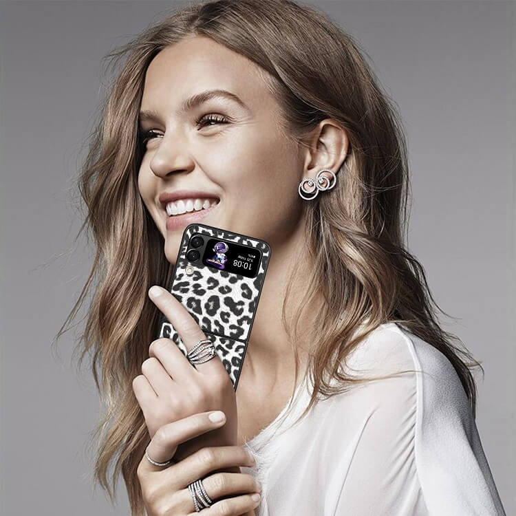 Луксозен Калъф за Samsung Galaxy Z Flip 4, GKK Tempered Leopard Case, Цветен (7)