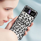 Луксозен Калъф за Samsung Galaxy Z Flip 4, GKK Tempered Leopard Case, Цветен (6)