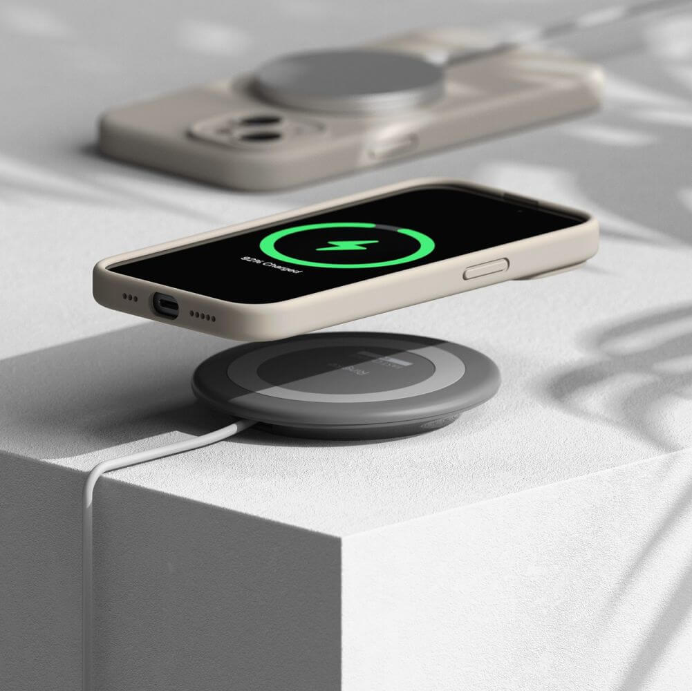 Magsafe Калъф за iPhone 15, Ringke Silicone Magnetic Case, Бежов (7)