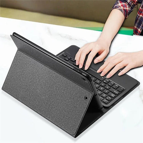 Калъф с Клавиатура за iPad 9/ 8/ 7 10.2, Dux Ducis Touchpad Keyboard Case, Черен (3)