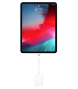 Четец за Карти, Apple USB-C to SD Card Reader MW653ZM/A, Бял (3)