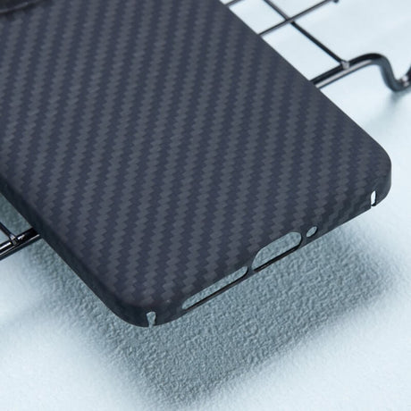 Тънък Кевларен Калъф за Xiaomi 14 Ultra, GKK Aramid Fiber Case, Черен (5)