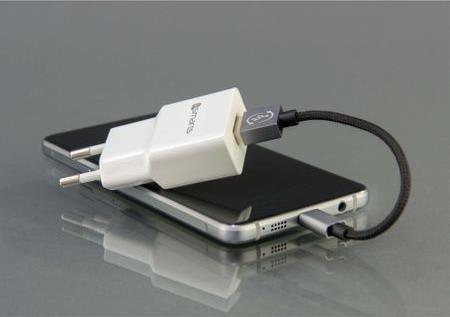 Зарядно за iPhone, 4Smarts 220v Powerplug 1a, Бял (6)