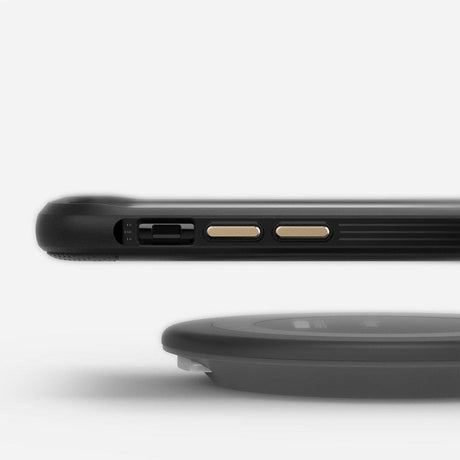 Противоударен Силиконов Калъф за iPhone 11 Pro, Ringke Onyx Case, Черен (8)