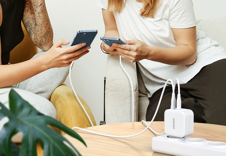 Двойно Зарядно с USB-C за iPhone, Choetech 220v Dual GaN 20+20W, Бял (3)